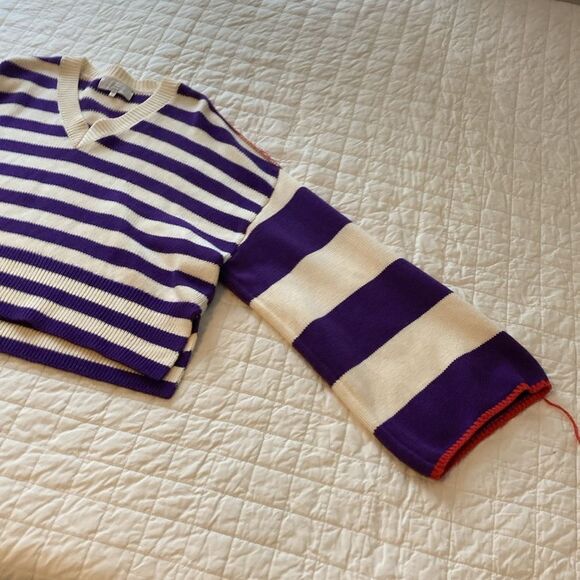 REVOLVE L'Acadamie Raddix oversized sweater Purple and cream Bell Sleeve Striped - Picture 9 of 9